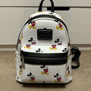Perfect condition Disney lounge fly backpack